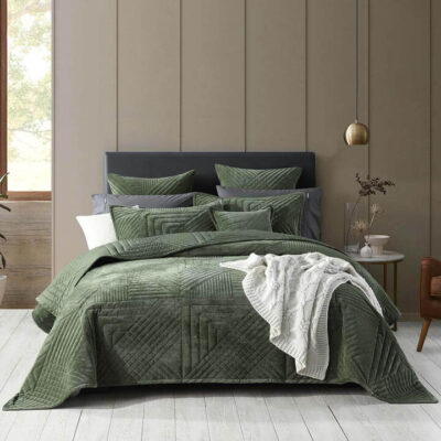 Samatra Coverlet Set Olive Queen/King | OMF
