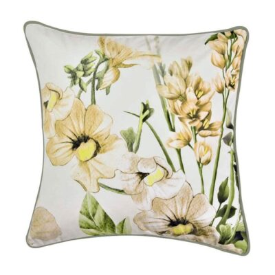 Makayla Velvet Cushion Green | OMF