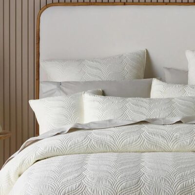 Kamala Super King Cream Bedspread Set | OMF