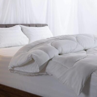 Super Sleeper Pro All Seasons Quilt With Soft Microfibre Cover + Anti-Bacterial Fill